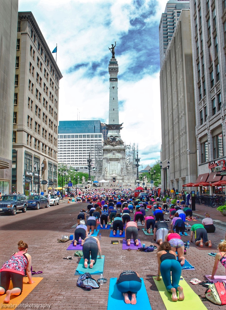 International Day of Yoga | Monument Circle | Indianapolis, Indiana | Image By Indiana Architectural Photographer Jason Humbracht