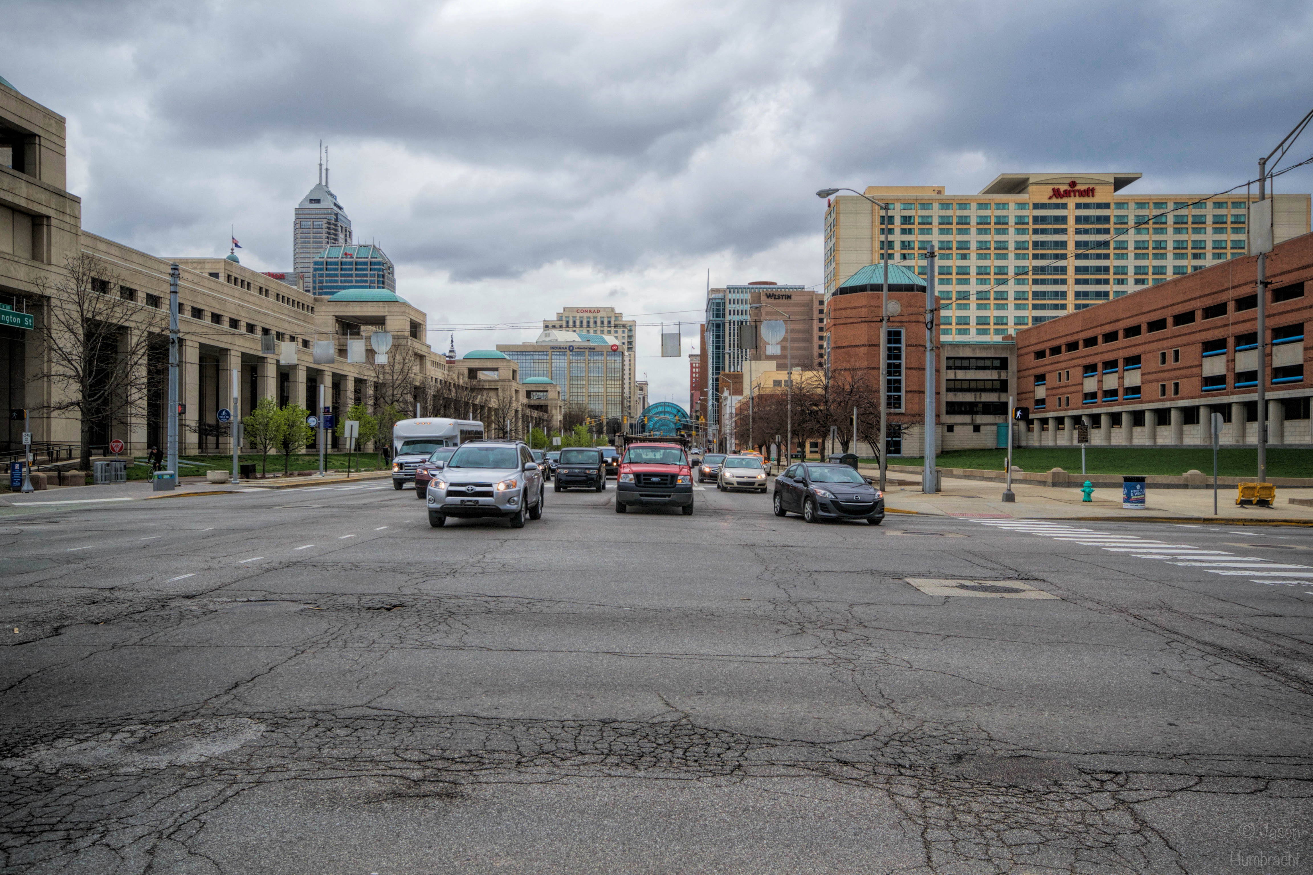 Oncoming Traffic | Indianapolis, Indiana | Street Photography | Indiana Architecture | Image By Indiana Architectural Photographer Jason Humbracht